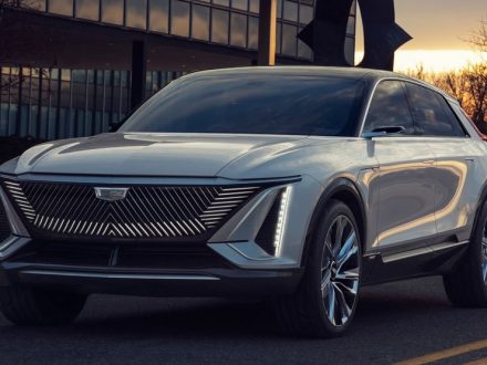 Cadillac Lyriq EV SUV Dailycarblog