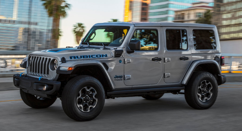 The Jeep Wrangler 4XE is The False God of Electric SUVs - DCB HQ