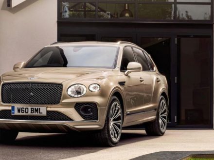 Bentley Bentayga PHEV 2021 Dailycarblog