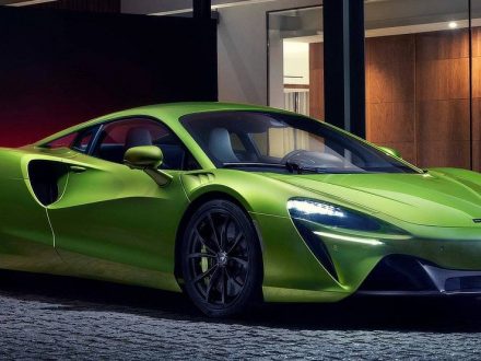 McLaren Artura - Dailycarblog