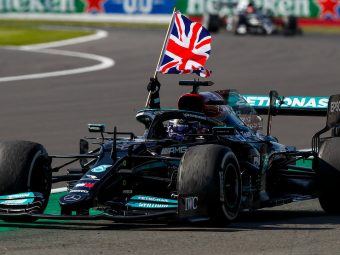 2021 British Grand Prix - Victorious Hamilton Waves Flag - Dailycarblog