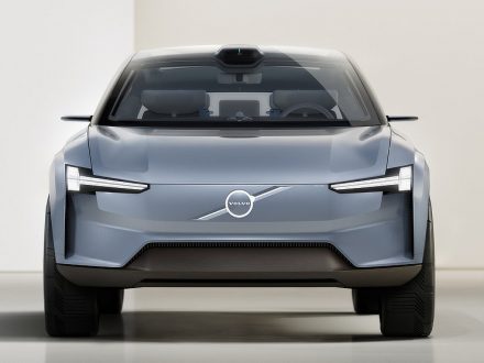 Volvo Recharge Concept 2021 - dailycarblog