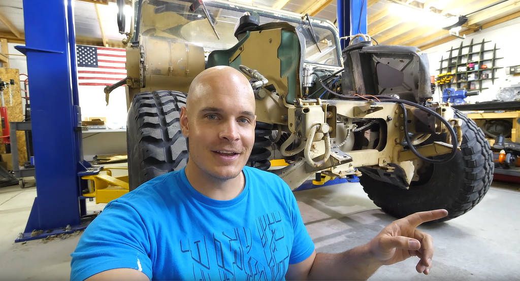 JerryRigEverything is building an electric Humvee - dailycarblog