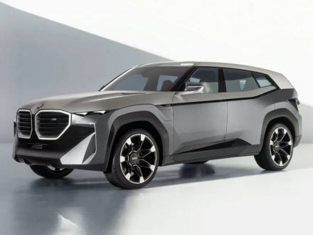 BMW XM V8 - Plug-in Hybrid - Daily Car Blog