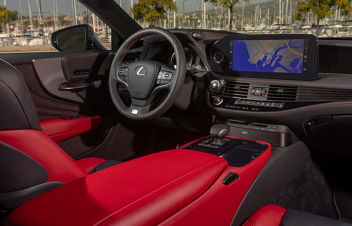 Lexus LS 500, 2021 - interior - dailycarblog