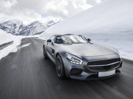 How the Cold Winter Months Affect Your Vehicle