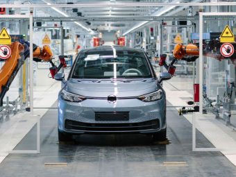 Volkswagen Copies Tesla Gigafactory