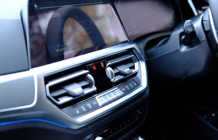 BMW 3 Series 330e Plug-in Hybrid Review - M Sport - Daily Car Blog
