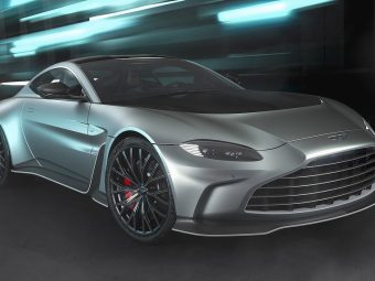 Aston Martin V12 Vantage - 2022 - Daily Car Blog