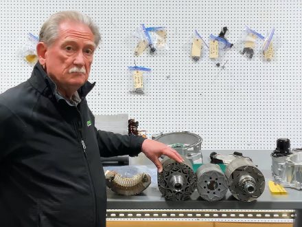 Sandy Munro VW ID4 EV Motor tear down
