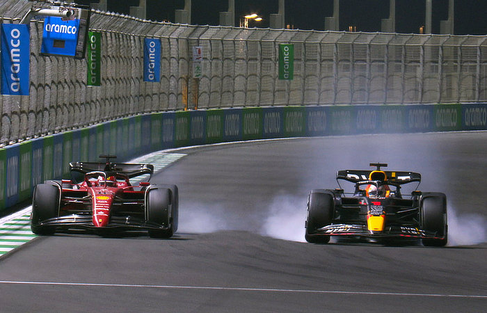 Saudi Arabian Grand Prix - 2022 Race Results - Leclerc vs Verstappen, a tense moment