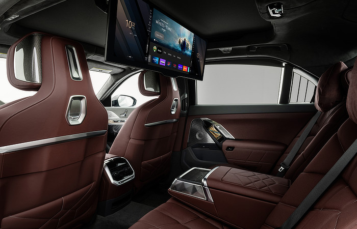 2022 BMW 7 Series - rear interior