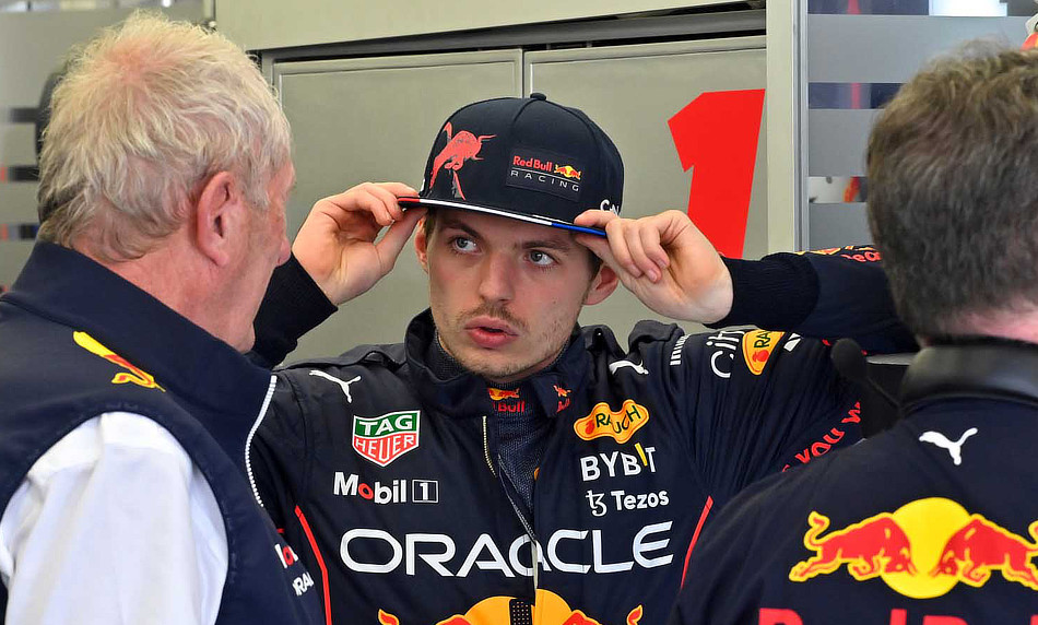 Problem Child Max Verstappen tals to Mad Dog Helmut Marko - Red Bull RB18 - 2022