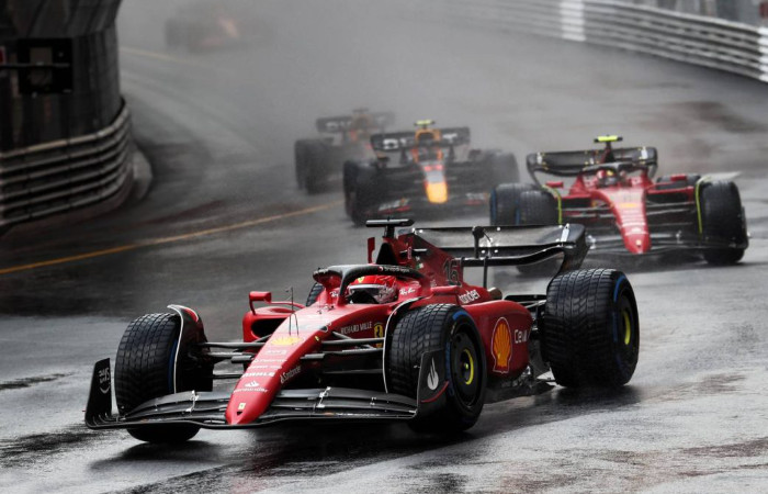 2022 Monaco Grand Prix - Race Report - Charles Leclerc leads rolling start