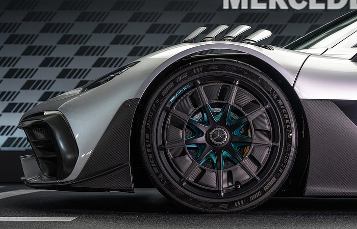 Mercedes AMG ONE - Ultra Car - Front wing aero flaps