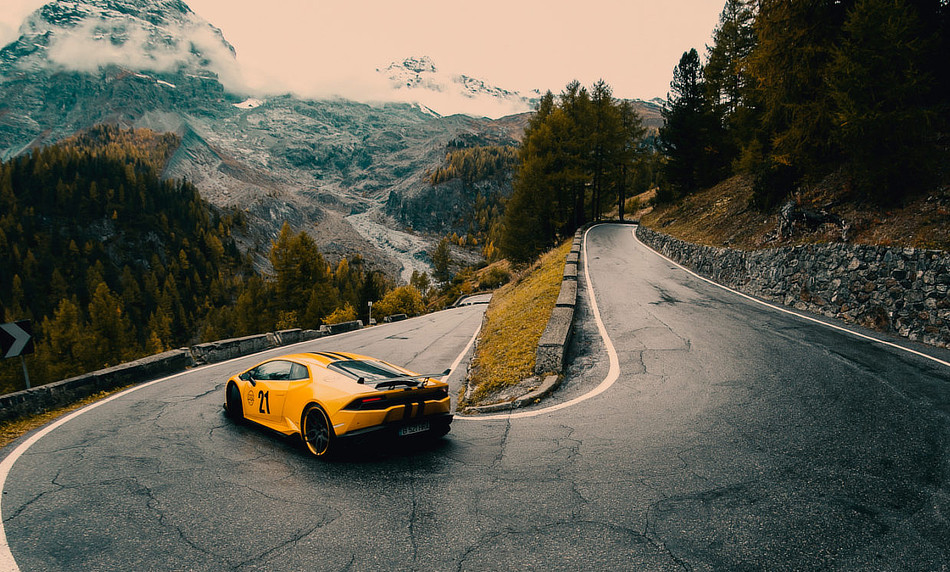 Stelvio Pass in a Lamborghini