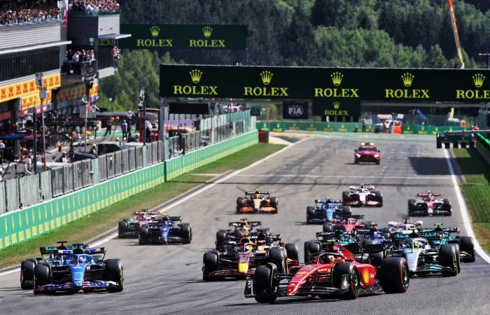 2022 Belgian Grand Prix - lap one