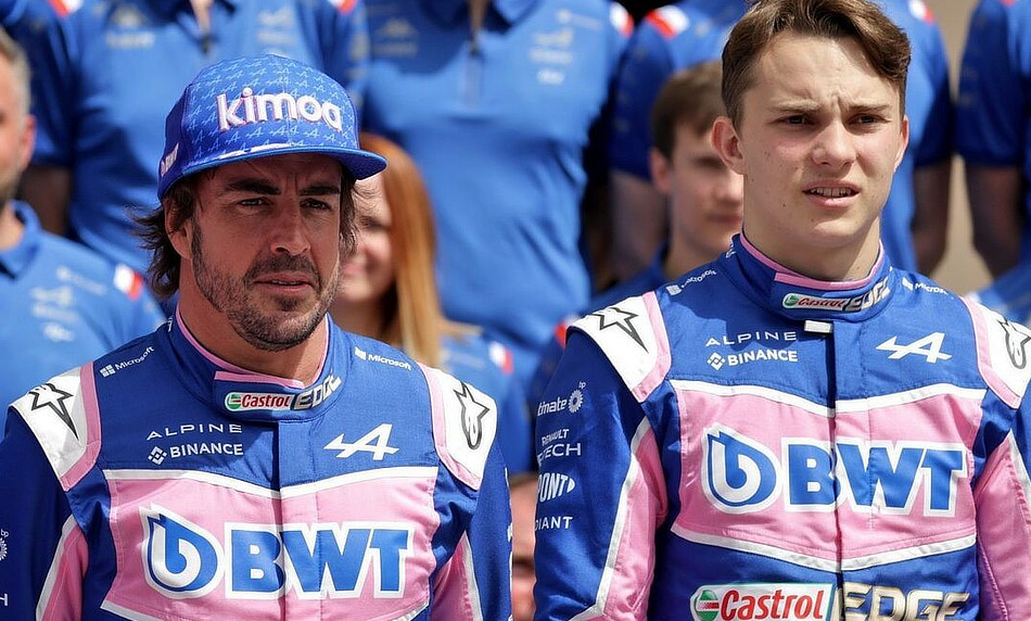 Oscar Piastri And Fernando Alonso 2022