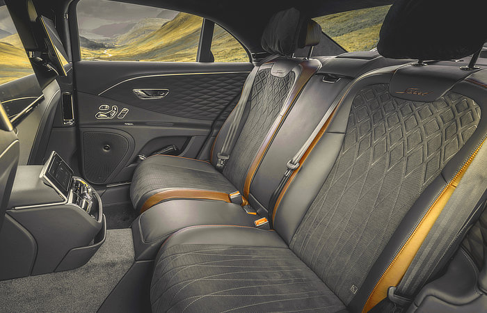 Bentley Flying Spur Speed 2022 - Rear Interior
