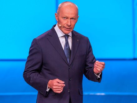 Thierry Bollore - Mr Le Foot in mouth