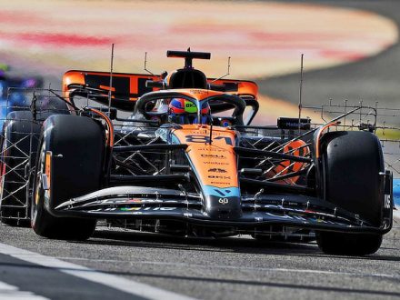 McLaren 2023 pre-season testing at the Bahrain International Circuit