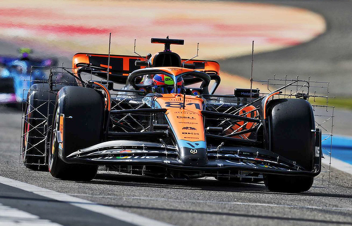 McLaren 2023 pre-season testing at the Bahrain International Circuit