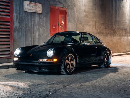 Theon Design 911 (964) - Classic - Stance