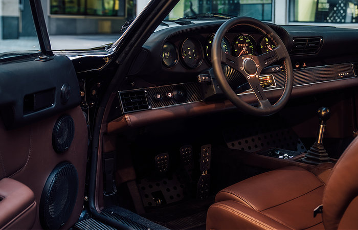 Theon Design 911 (964) - Classic - That Leather Interior