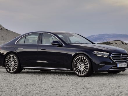 Mercedes E Class W214 - Heroic Stance