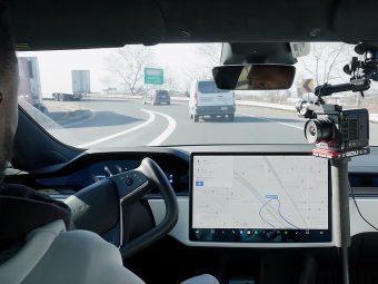 Ultra nerd MKBHD beta tests Tesla Full self driving