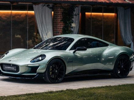 Caterham Project V - Master Stance