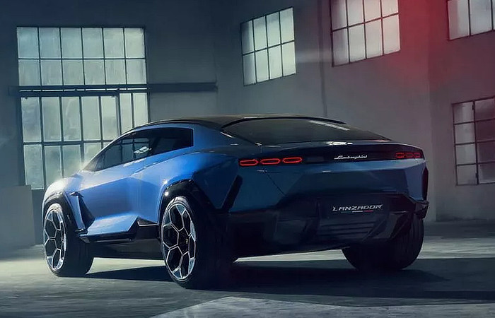 Lamborghini Lanzador EV Concept - Silent Stance