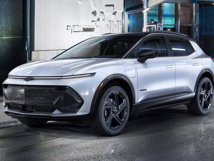 Chevrolet Equinox EV - Master Stance