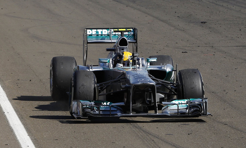 Lewis-Hamilton-2013-Hungarian-Grand-Prix-Victory
