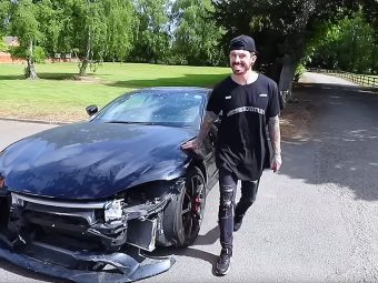 Matt Armstong Rebuilds A Damaged Aston Martin Vantage