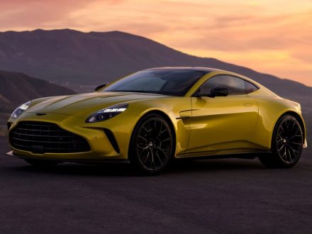 2024 Aston Martin B-Spec - Master Stance