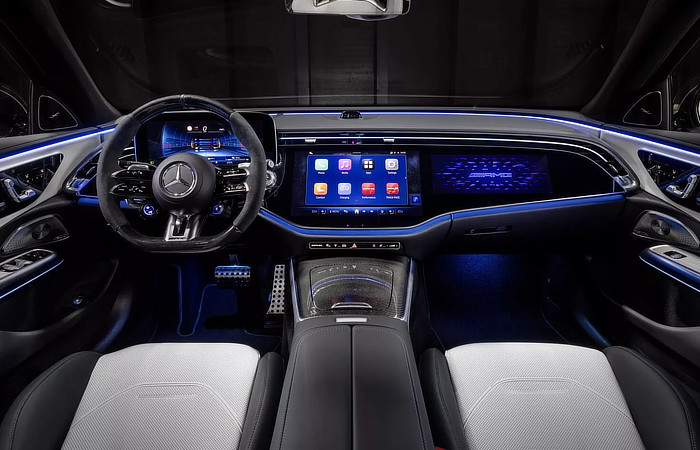 Mercedes AMG E53 PHEV - Interior