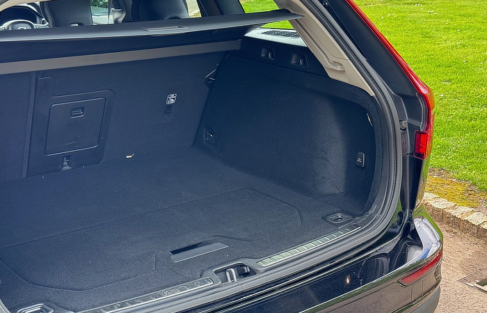 Long term Review - Volvo V60 Core Edition - Rear Boot