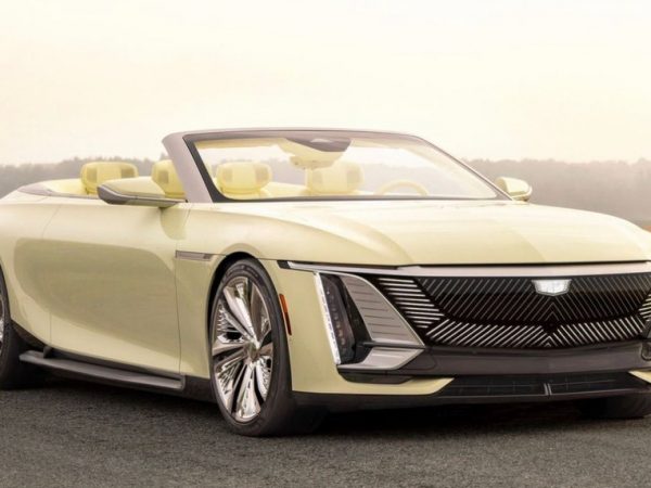Cadillac Sollei Concept - Master Stance