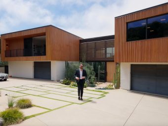 Enes Yilmazer tours a California mansion with stunning ocean views