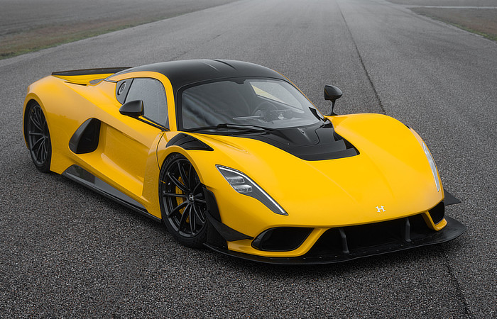 Venom F5 Evolution - 2030 - Stance