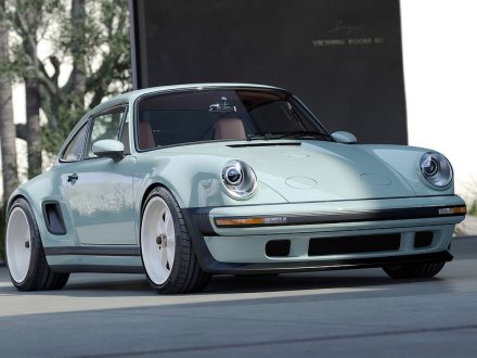Singer Porsche 911 Carrera Coupe