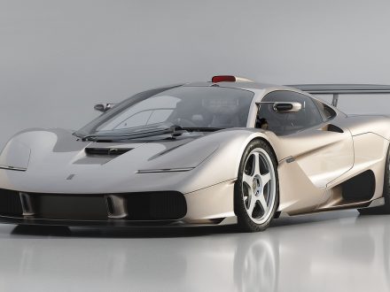 Gordon Murray Special Vehicles Operation - S1 LM - Superior Stance