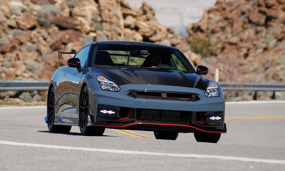 Nissan Kills The GT-R after 18 years in Production