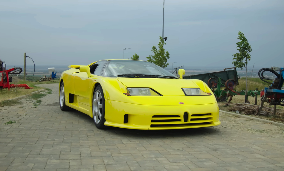 Ben Collins - Driving A Bugatti EB110