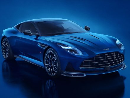 Aston Martin DB11-B S - Master Stance