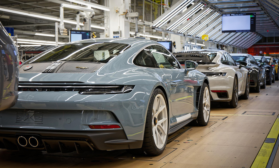 Porsche In Crisis - The Electric Viking Breakdown