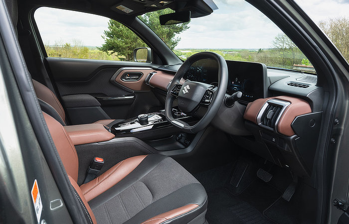 Suzuki e-Vitara - Hybrid - Interior