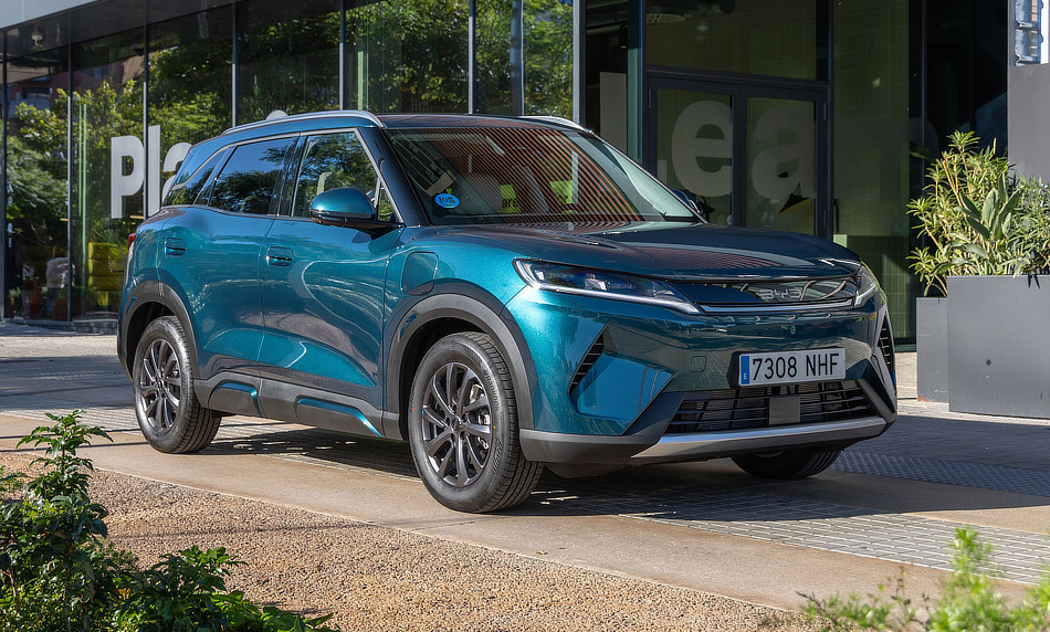 BYD Atto 2 - Super Hybrid - Master