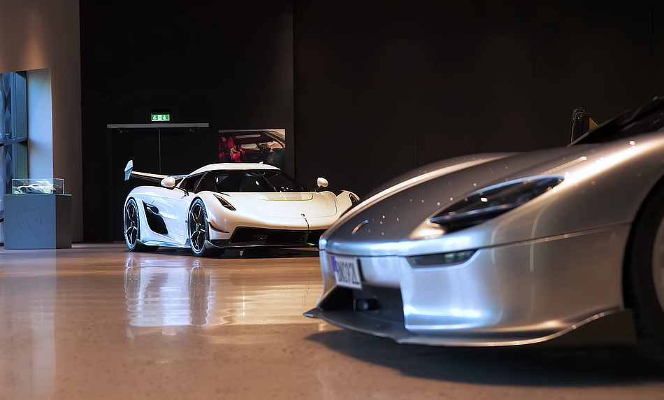 Carwow's Mat Warson visit's the Koenigsegg factory in Sweden